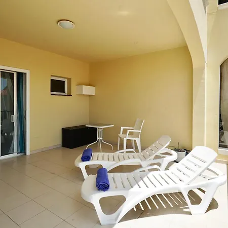 Spacious In Golf Del Sur